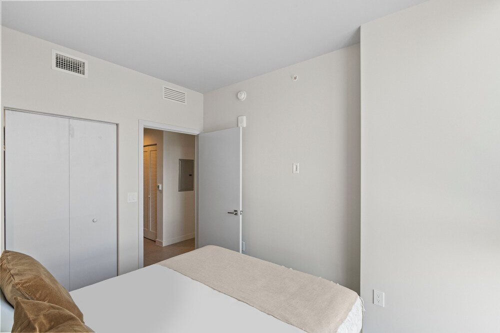 Condo W City Views Downtown Miami