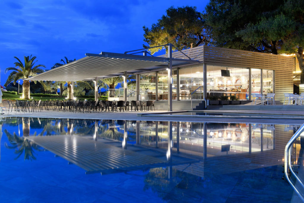 Blue Dolphin Hotel