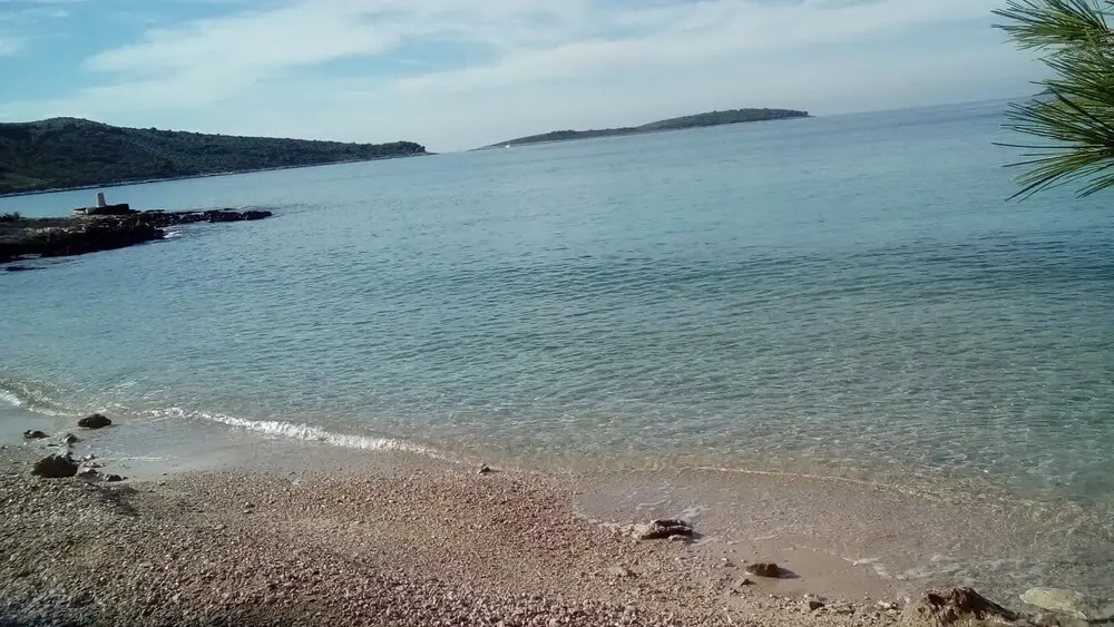 Vlasta - Near sea - H