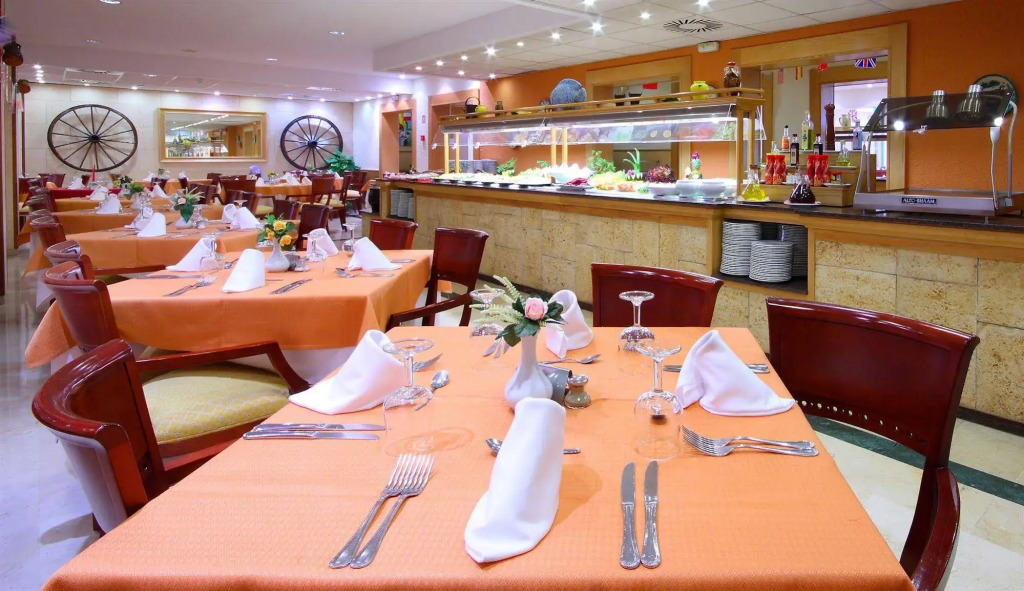 Valentin Somni Hotel & Suites