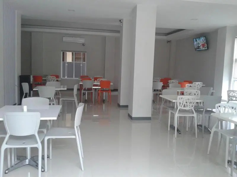 Skyward Hotel