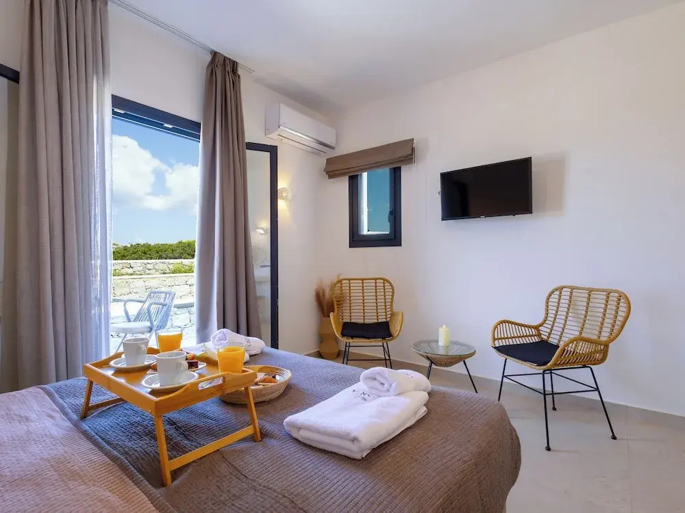 Cezaria Naxos Hotel