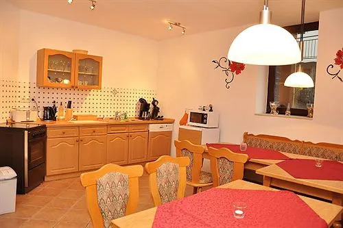 Pension & Ferienwohnung Oberhof 810 M
