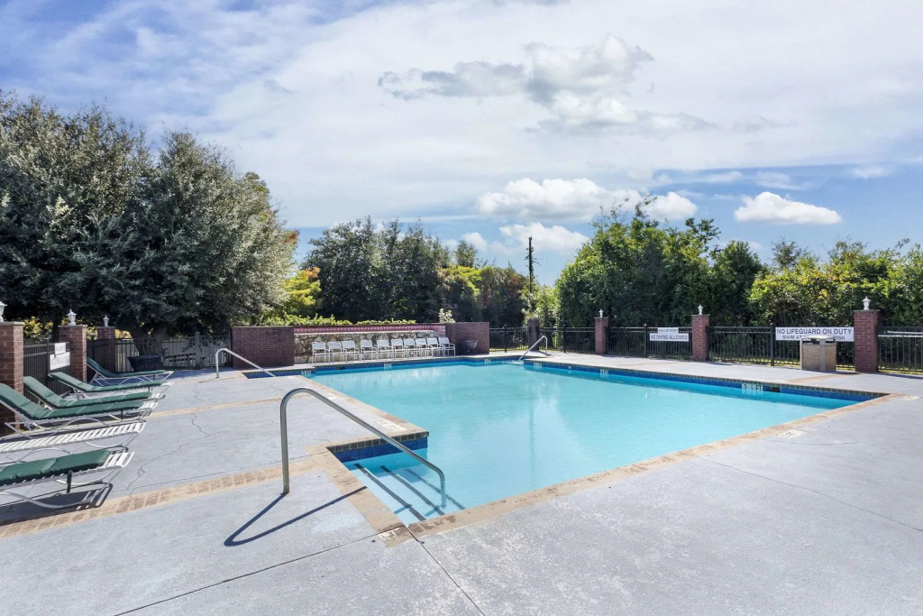 Garner Hotel Sumter Northwest by IHG
