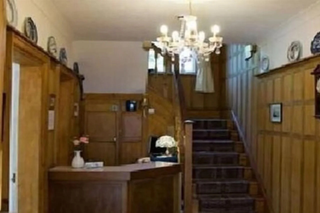 The White Lodge