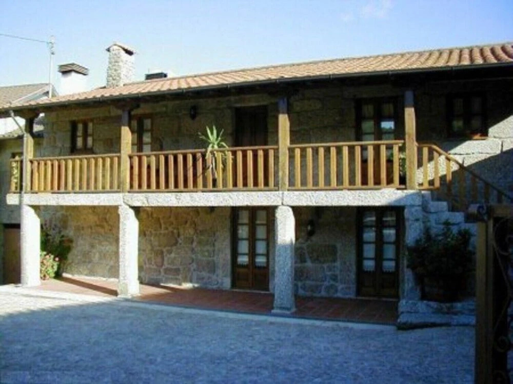 Rustic House with Swimming Pool, Vieira Minho by Izibookings