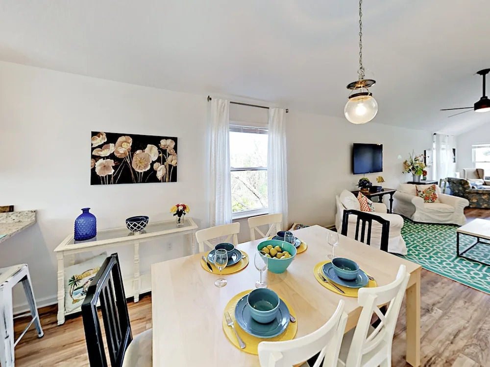 5395 Third - 3 Br Home
