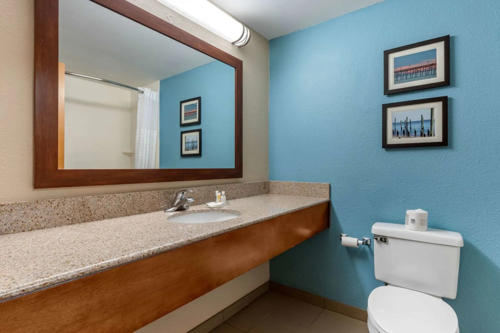 Comfort Suites Southport - Oak Island
