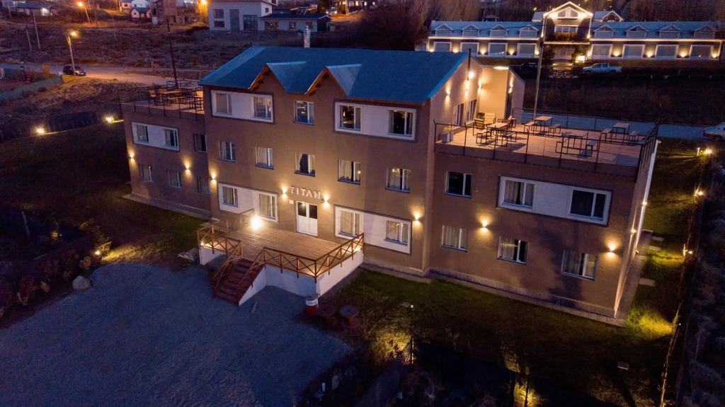 Titán Hostel