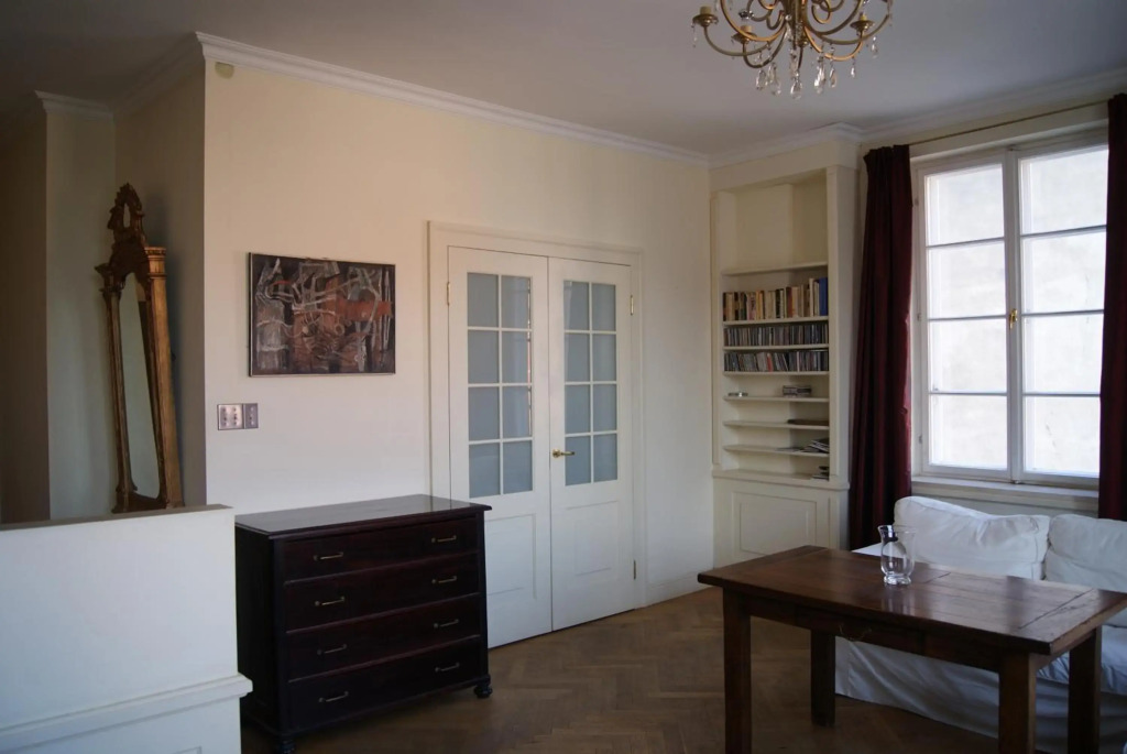 Apartment Castle Square z widokiem na Plac Zamkowy i Zamek Królewski