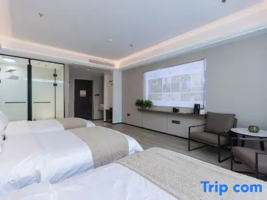 Yizhai Hotel (Shaoxing Lu Xun's Hometown Zhejiang Yuexiu Foreign Languages Institute)