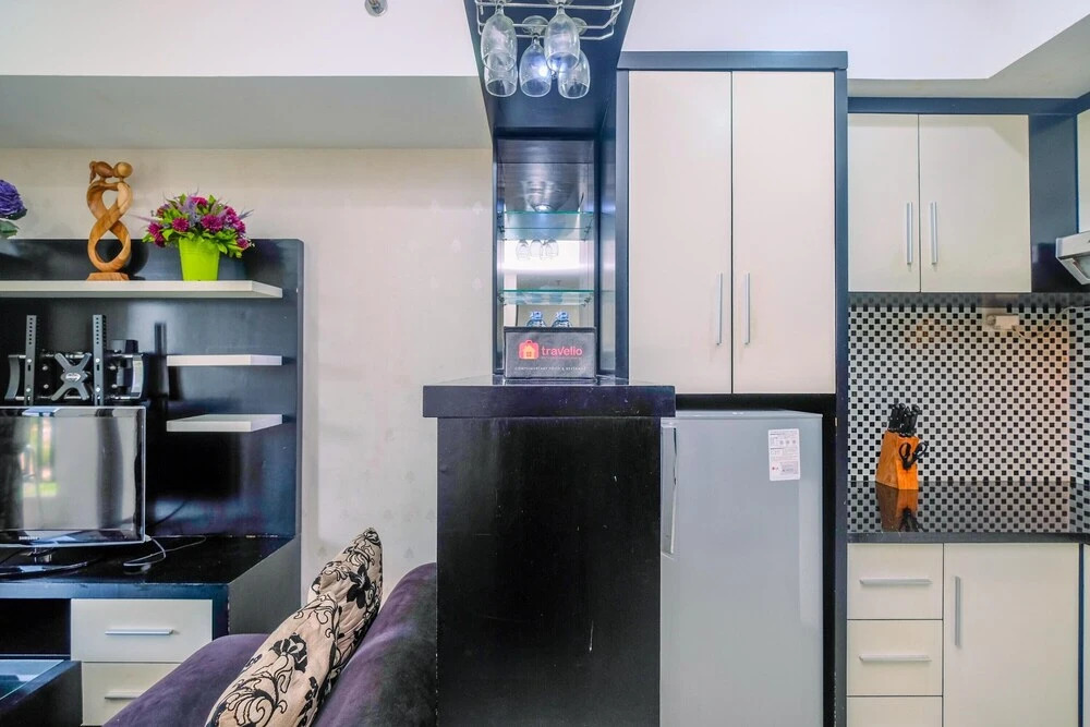 Best and Prime Location 1BR The Wave Apartment