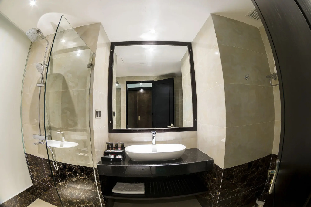 Royal Quang Binh Hotel