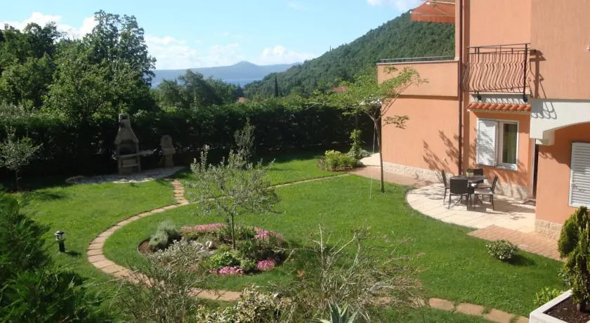 Apartments Mogorović