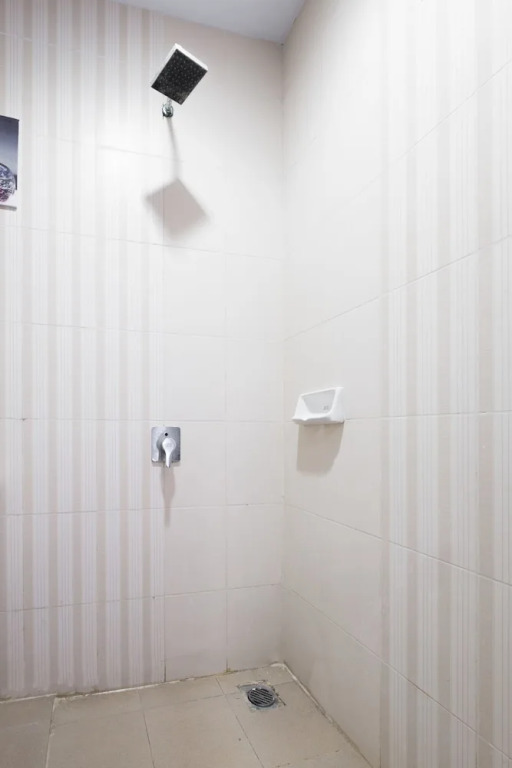 Hotel Asyra By OYO Rooms