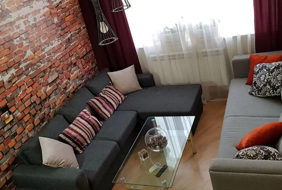 Modern Lux 2Br W Pool...Near Cascade