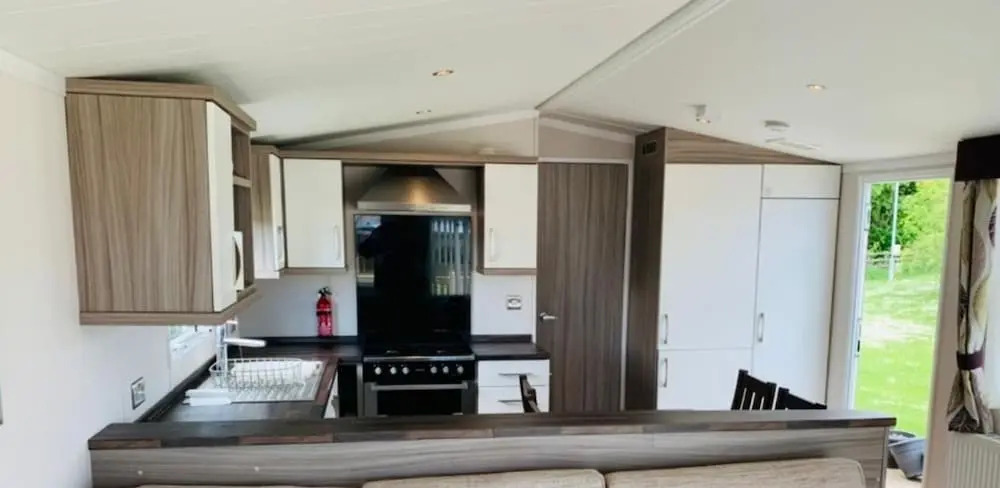 Luxury Caravan Only 10 Mins From the Beach
