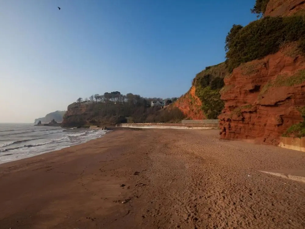 Modern Apartment in Dawlish With Dawlish Coast View