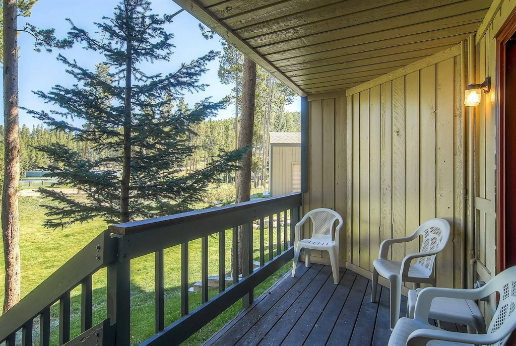 Atrium Condominiums
