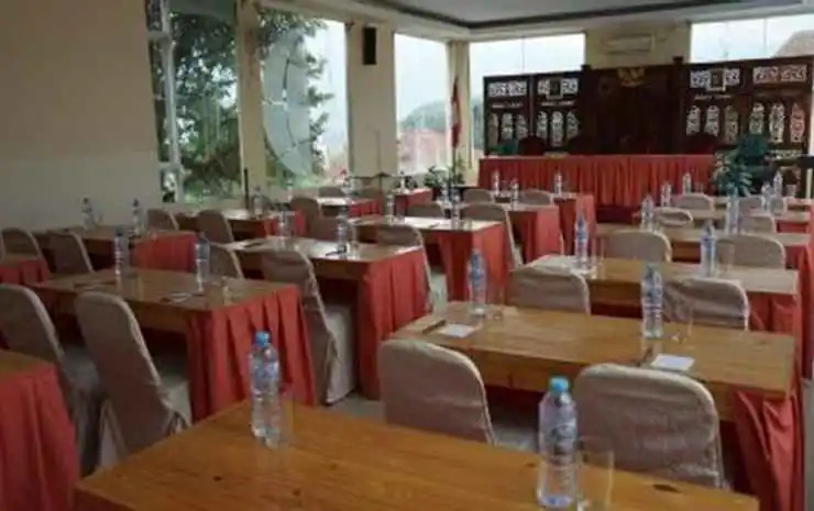 BRIA Hotel & Convention