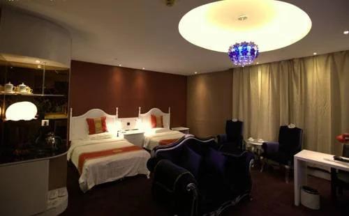 Babylon Hotel