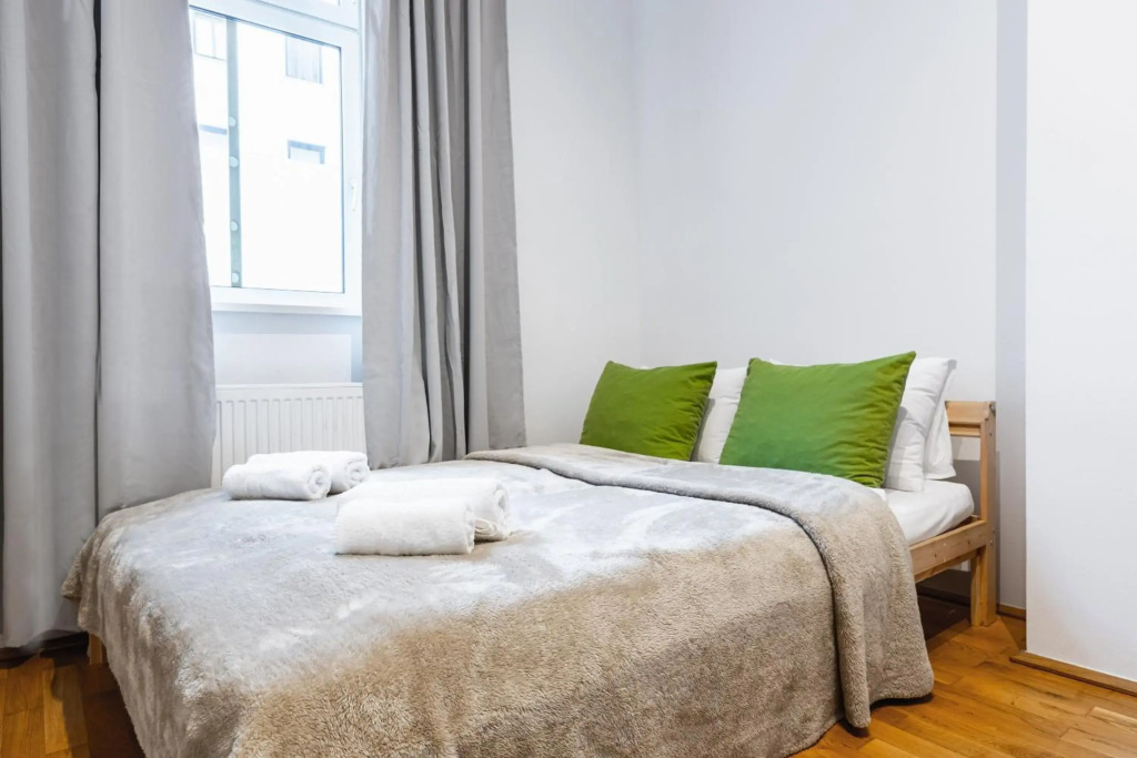 Precious apartment in calm district area