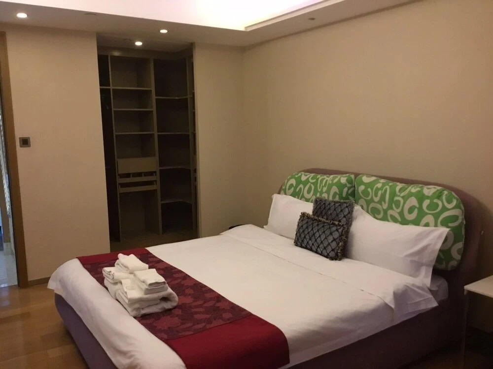 Private Apartment-Fortune Century Square