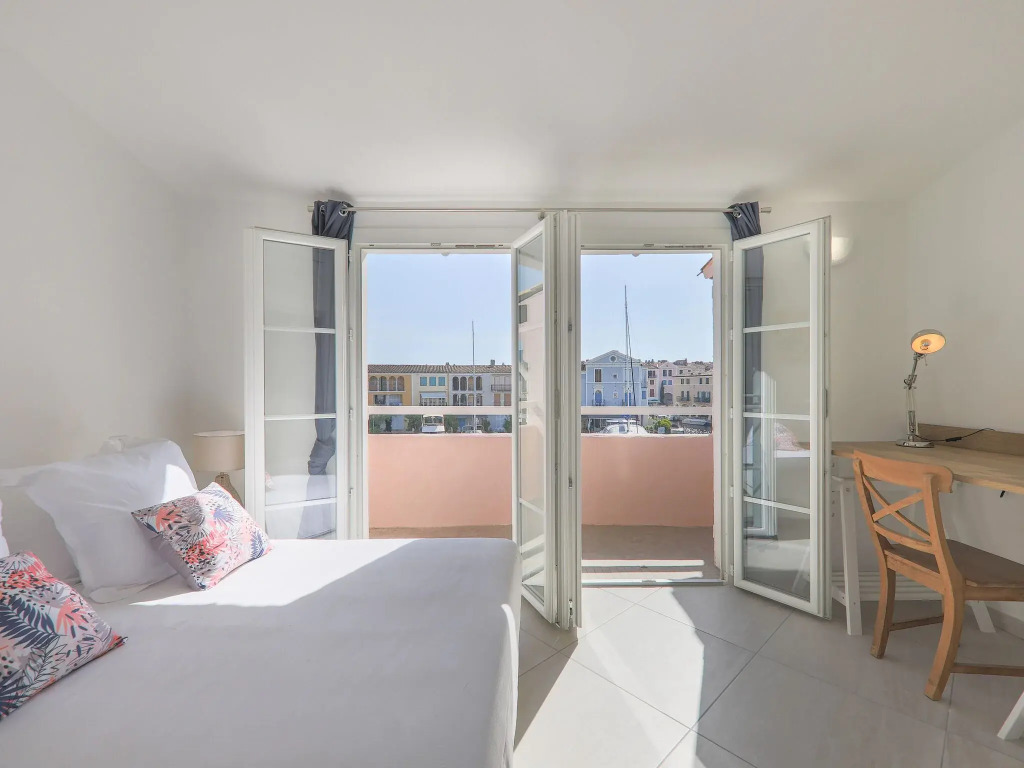 Superb holiday home in Port Grimaud with jetty