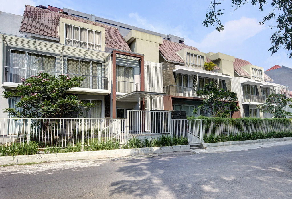 Sampit Residence Managed by FLAT06