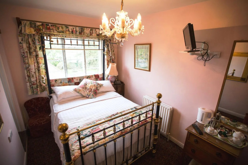 Hundred House Hotel