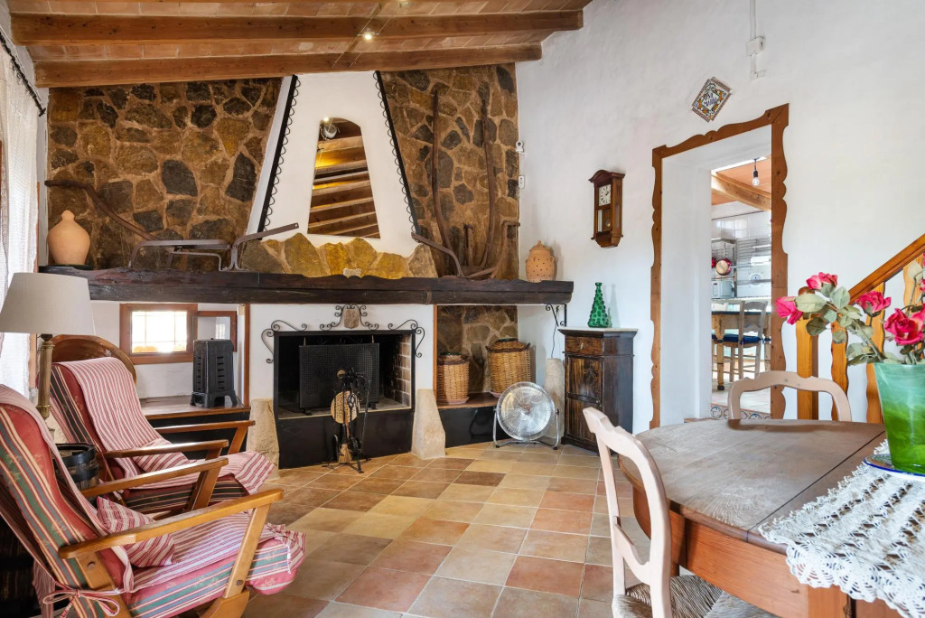 SA CASETA (CA N'ANDREU) - Fantastic country house with private pool and free WiFi.