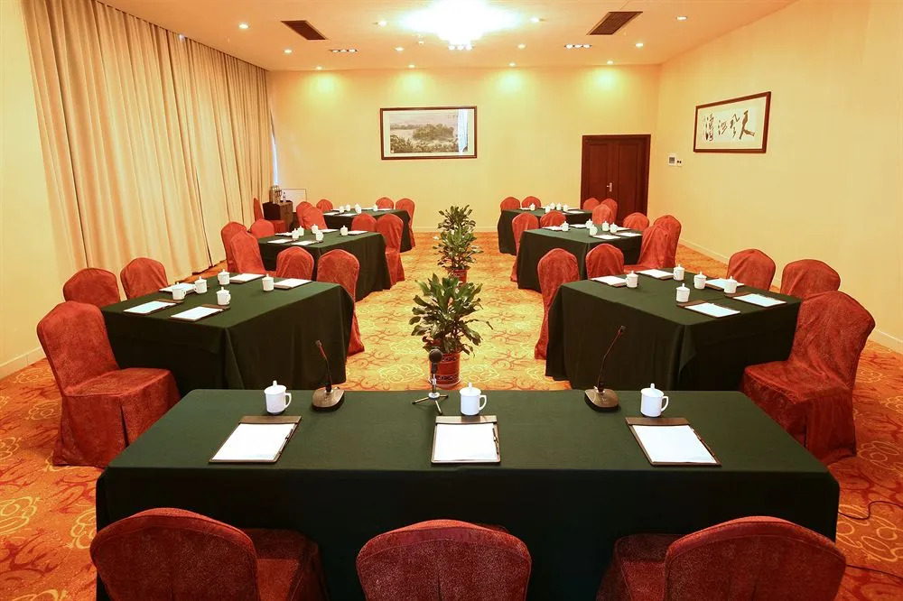 Hangzhou Westlake Golden Plaza Hotel
