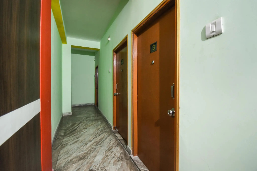 Super Hotel O Rishra Railway Station Formerly Green Guest House