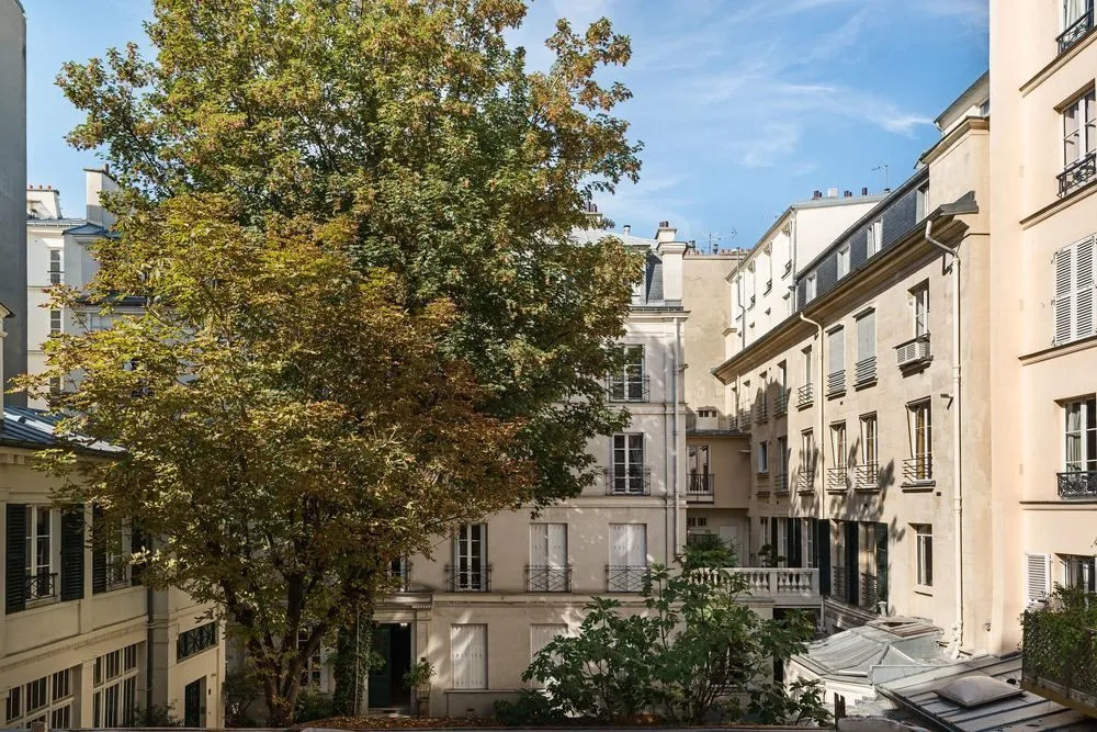 Rue Honore Chevalier - Two Bedroom Apartment