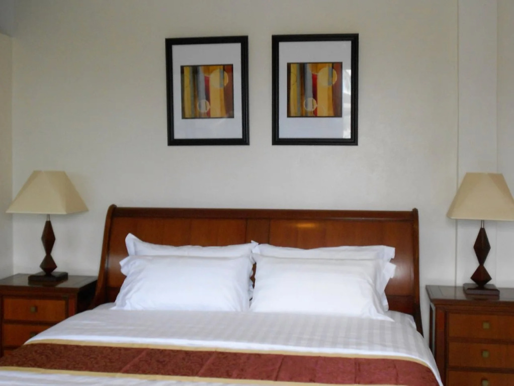 Gold View Beachfront Resort