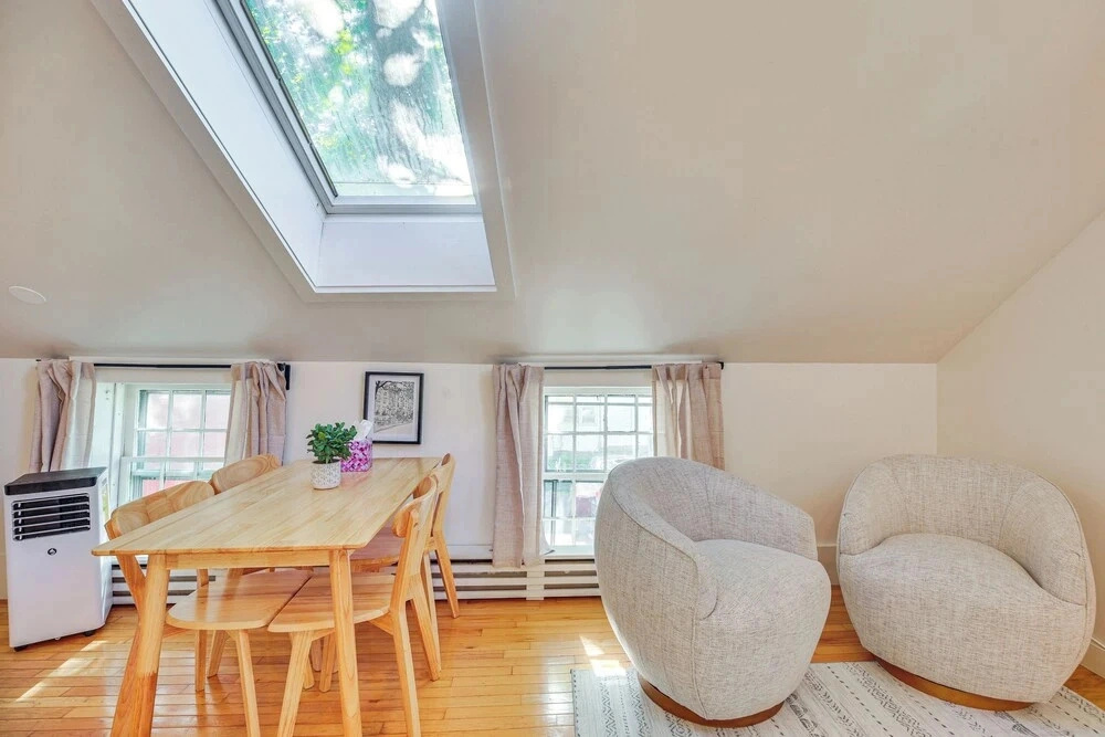 Walkable 3-unit Retreat on Main Street, Waterbury