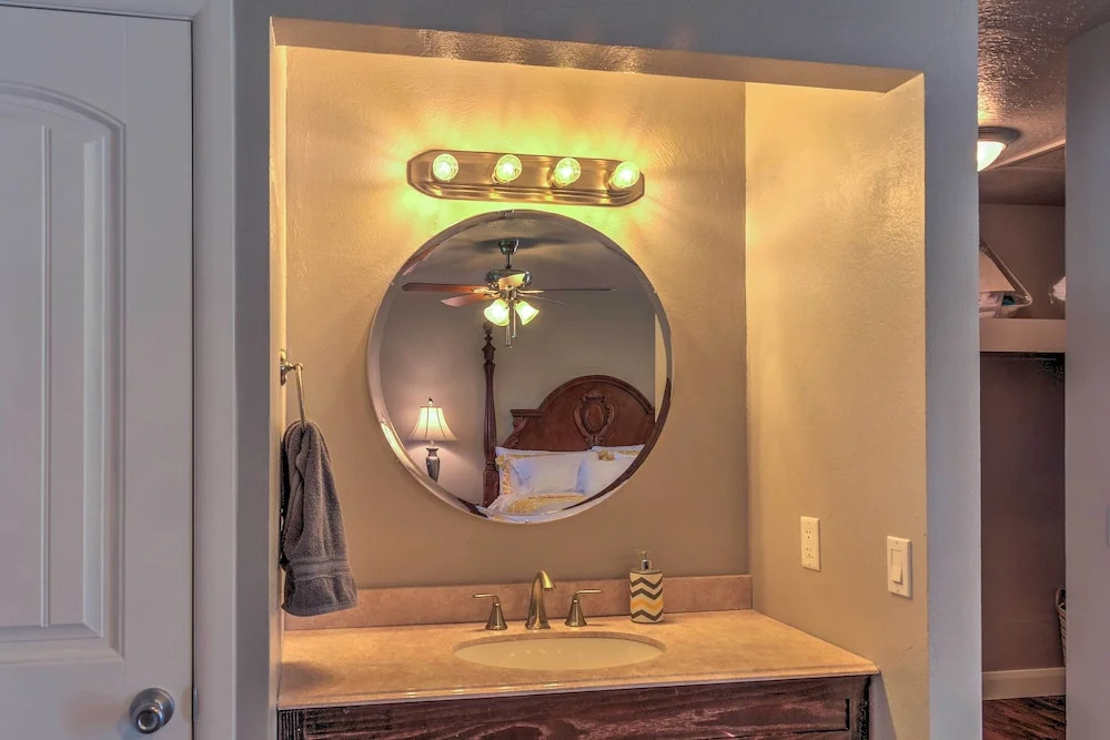 Central Escalante Home ~ 5 Mi to Grand Staircase!