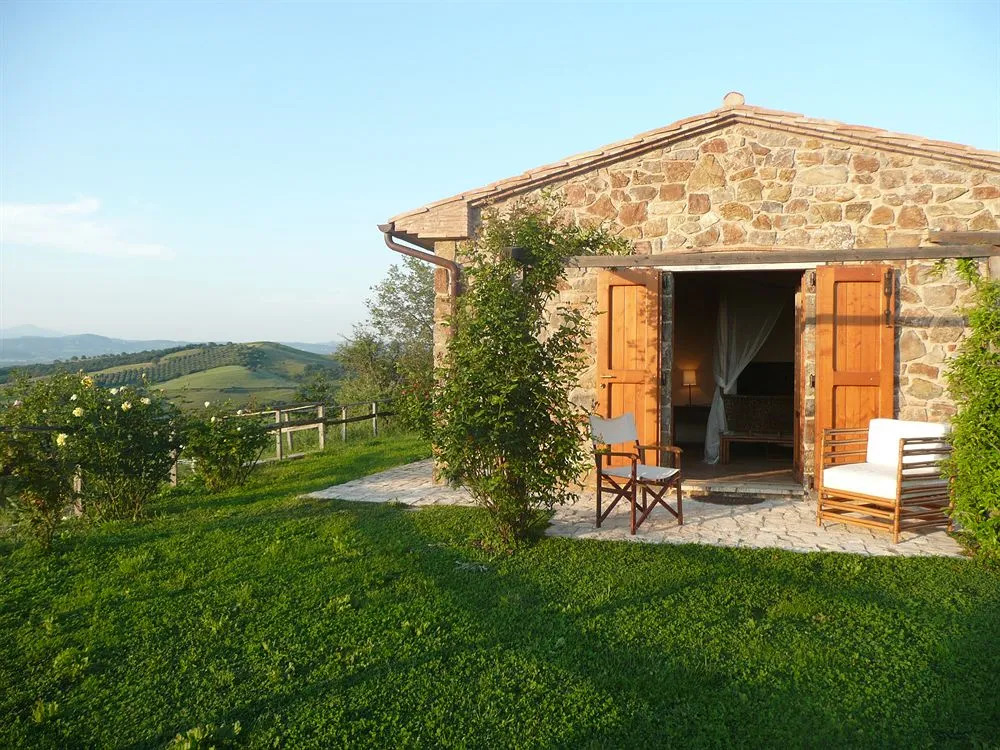 Montarlese Eco-Lodges