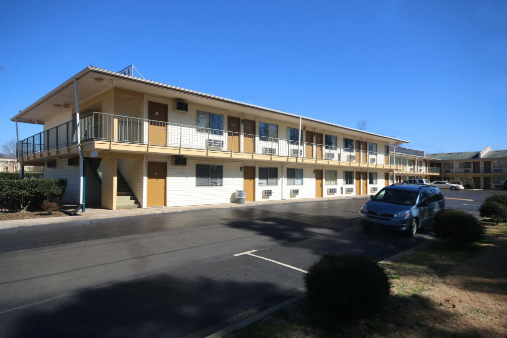 Royal Inn and Suites Charlotte Airport