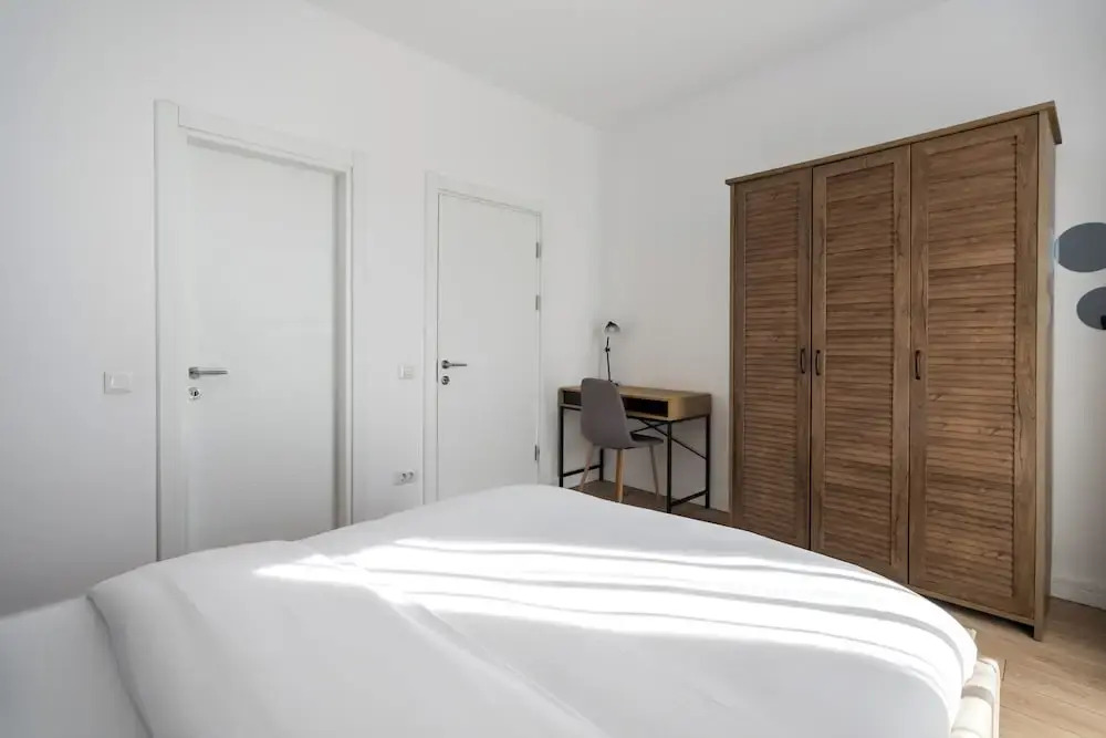 Uphome Suites