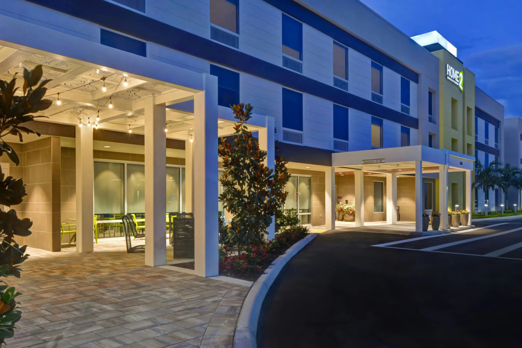 Home2 Suites By Hilton Naples I-75 Pine Ridge Road