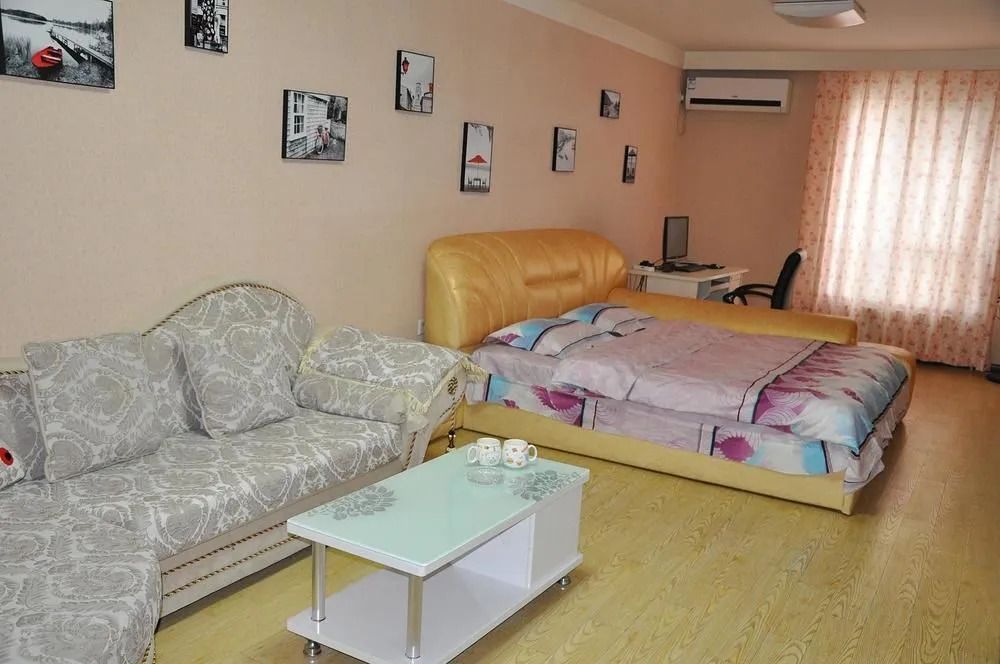 Yuxuan Theme Apartment