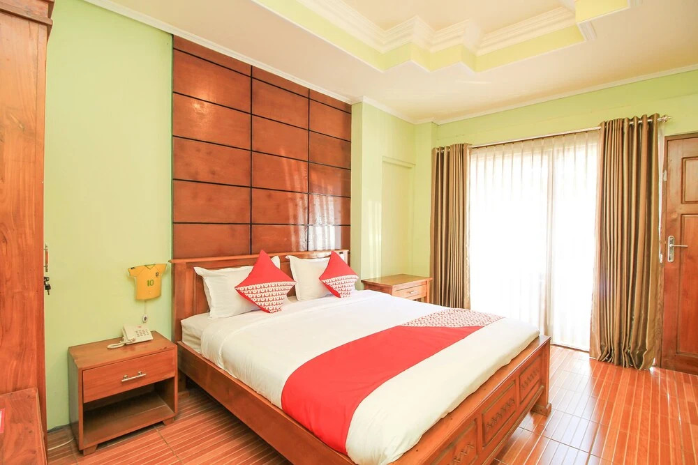 OYO 233 Hotel Global Inn