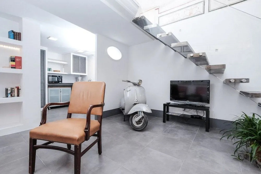 Vespa Studio Loft Trastevere