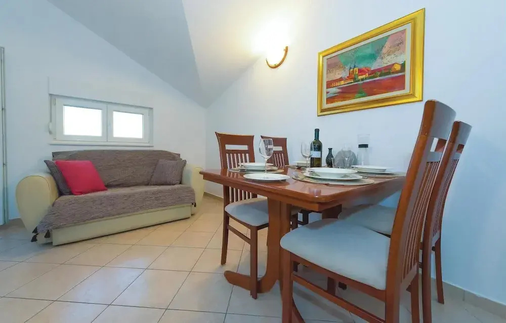 Stunning Home in Vodice With Wifi and 2 Bedrooms