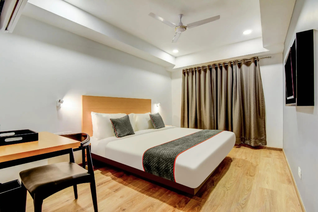 OYO Townhouse 115 Patel Nagar