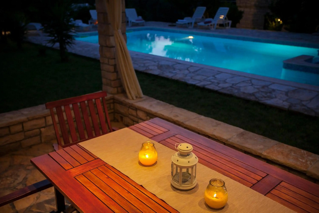 Komun Apartments