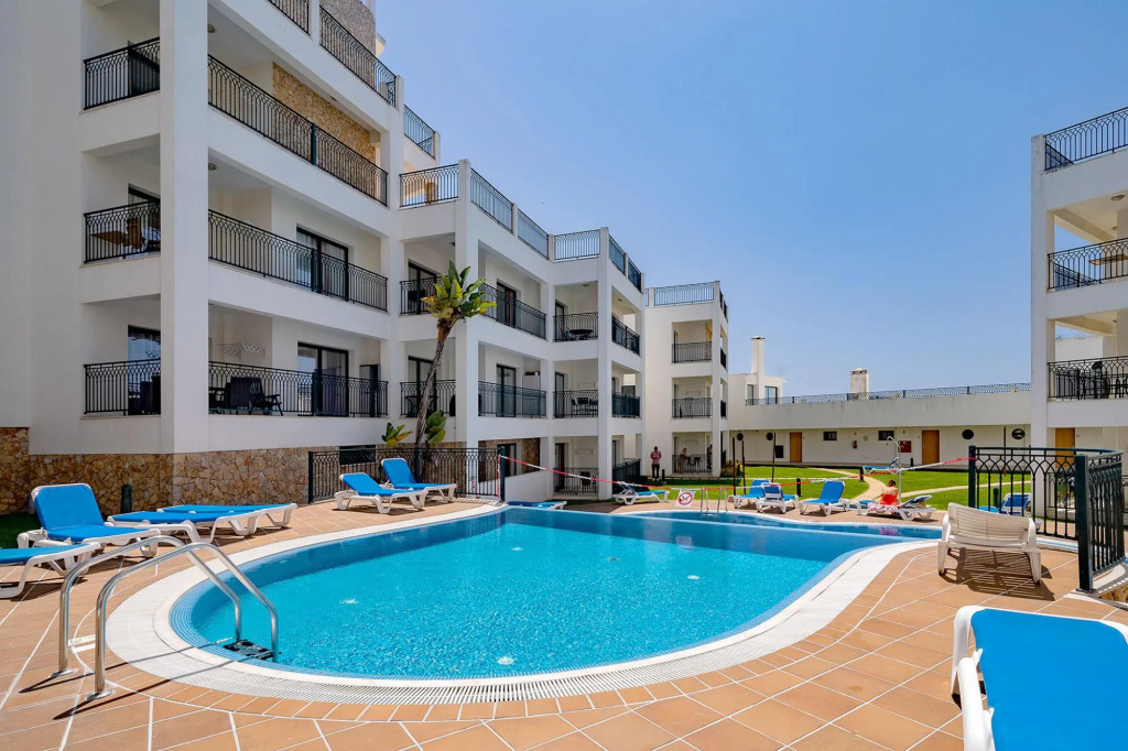 1 Bedroom Apartment By Ideal Homes Short Walk From Old Town Albufeira