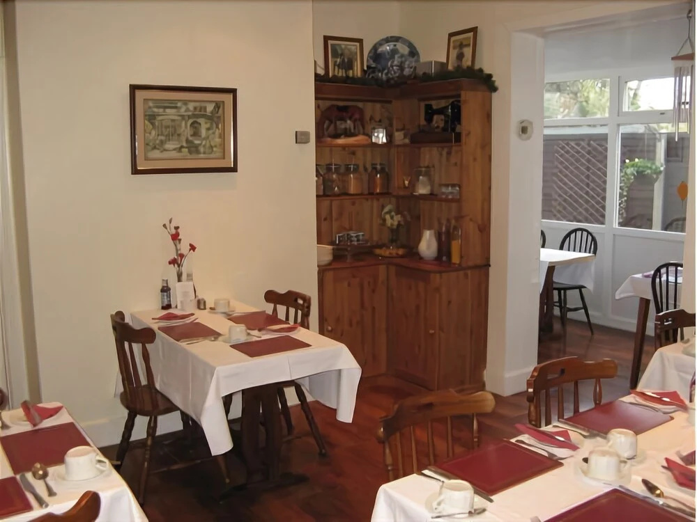 The Carlton Lodge