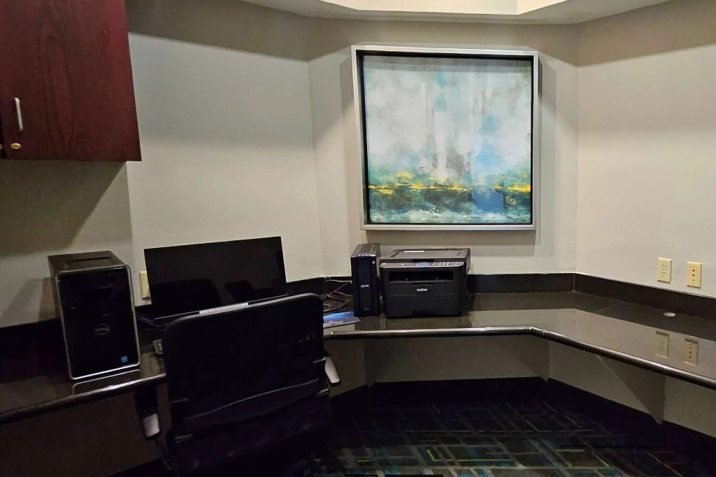 Ramada by Wyndham Burkburnett - Wichita Falls